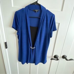 Liz McCoy, ladies large, layered look short sleeve blouse. Blue & black, casual